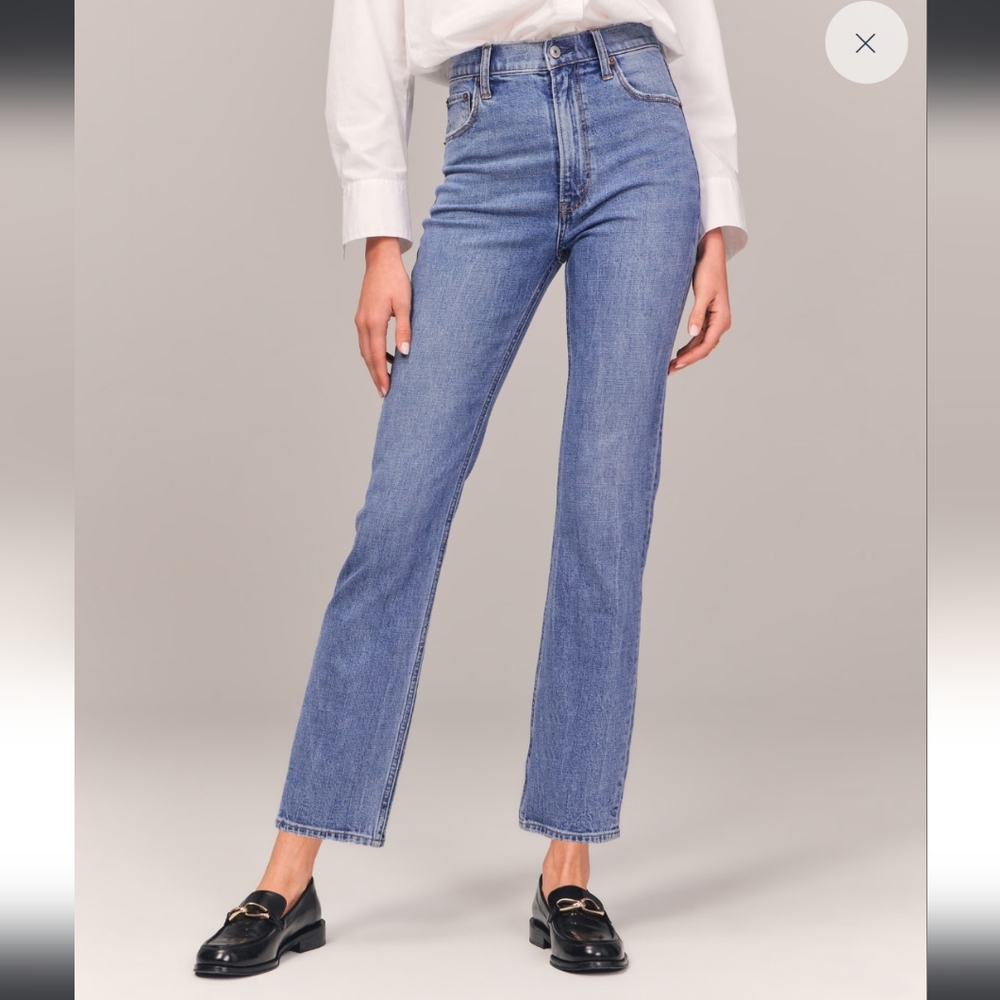 Abercrombie Ultra High Rise Ankle Straight Jeans